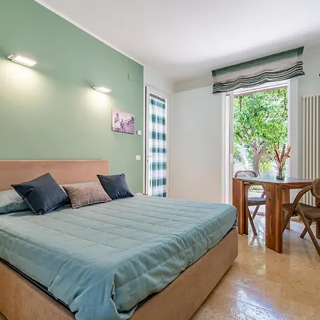 Giardino Dei Lenti Guest house *